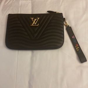 Louis Vuitton New Wave Zipped Pochette M63943